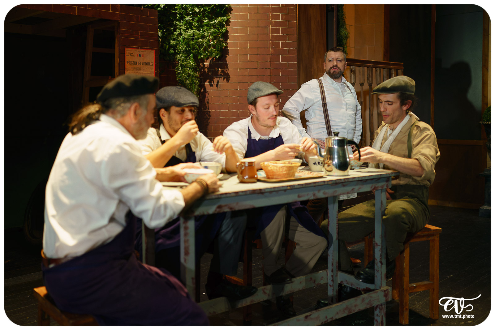 LES VISIONS DE SIMONE MACHARD (CIE LA CLAQUE)